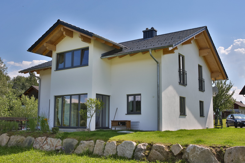 Holzhaus in Holzständerbauweise – Zimmerei Weiß Grainet